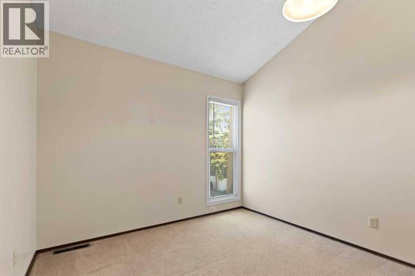 31 Brae Glen Court SW — photo 24 of 40