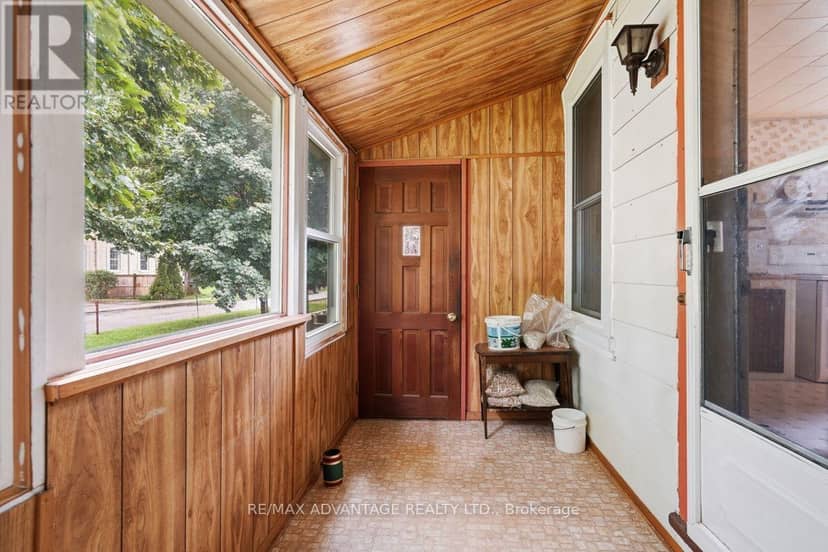 22383 Adelaide Road — photo 30 of 40