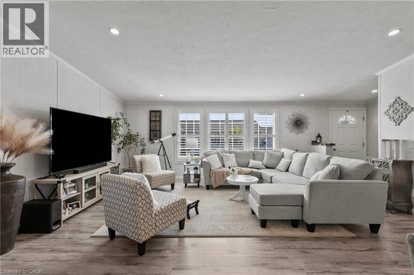 13 HICKORY Hollow — photo 9 of 34