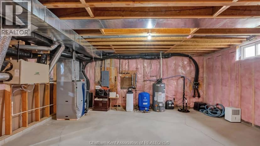 10637 Boundary LINE — photo 37 of 40