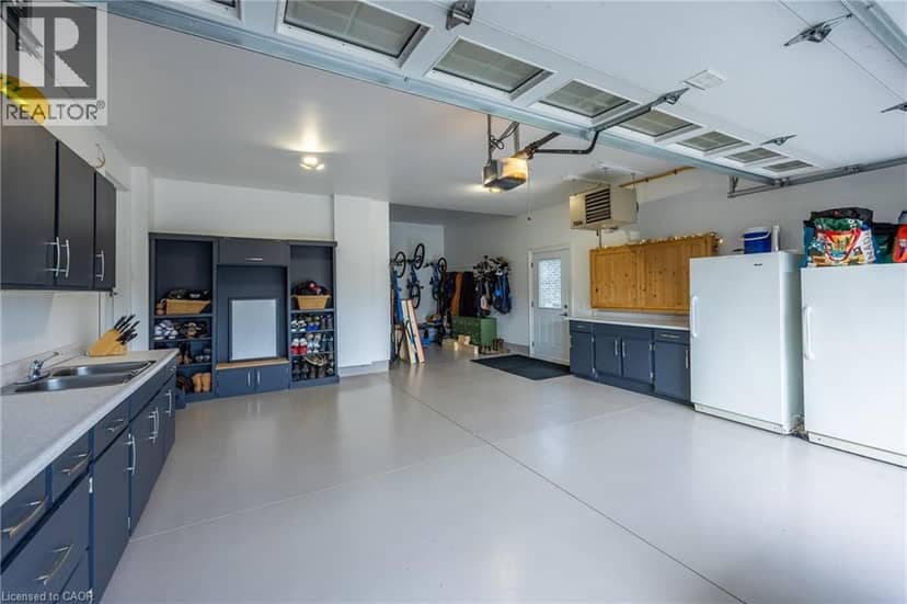 100 BACKUS Drive — photo 30 of 40
