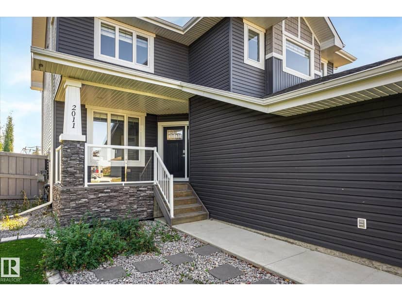 2011 Genesis Ln, Stony Plain, photo 2