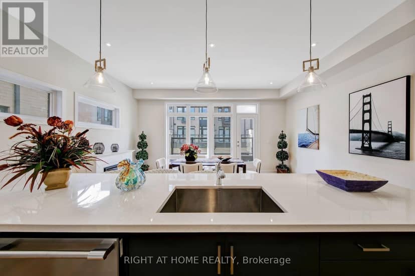 62 Ingersoll Lane — photo 2 of 40
