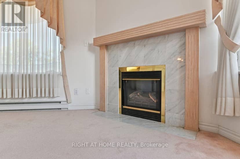 302 - 3105 Carling Avenue — photo 10 of 29