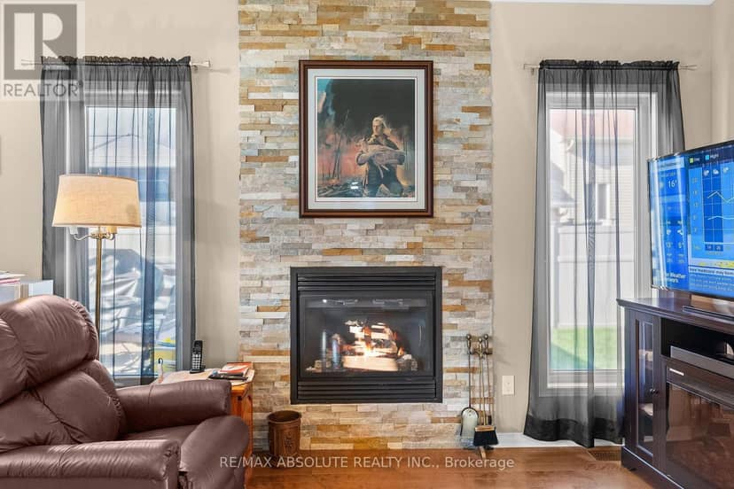 190 Ida Street — photo 13 of 40