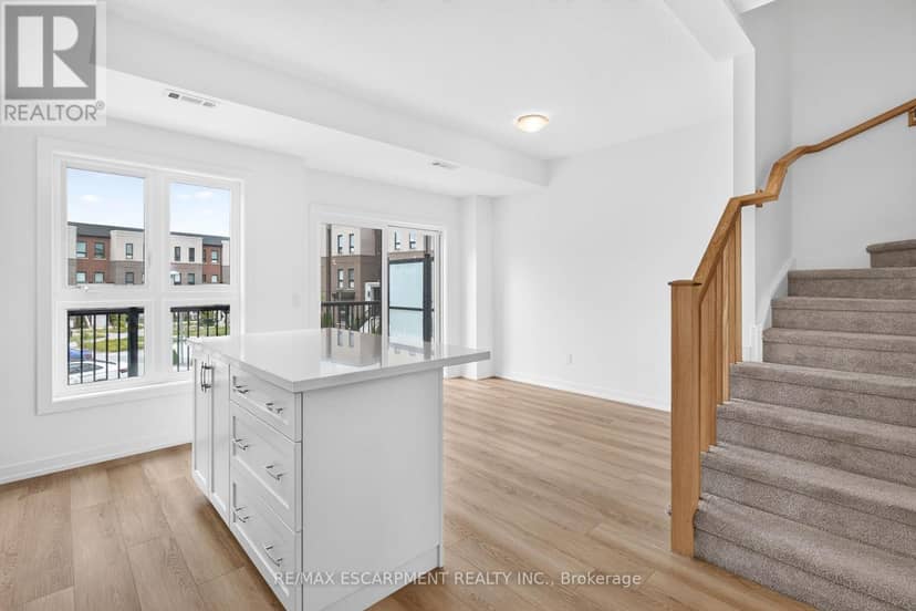 55 Great Falls Boulevard — photo 14 of 40