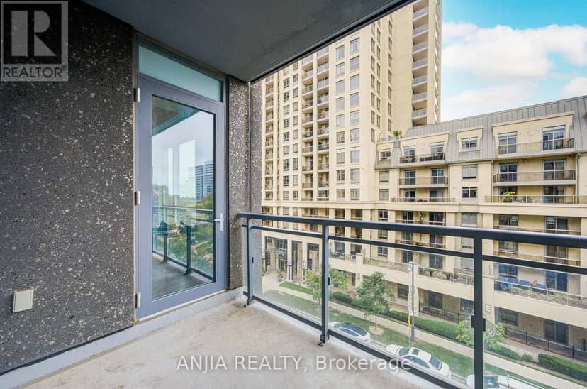510 - 17 Kenaston Gardens — photo 30 of 40