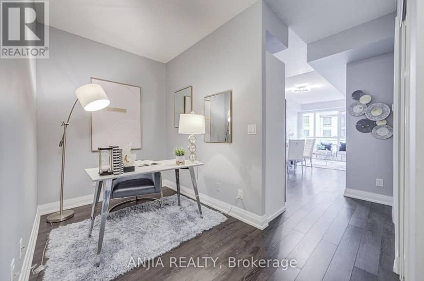 510 - 17 Kenaston Gardens — photo 5 of 40