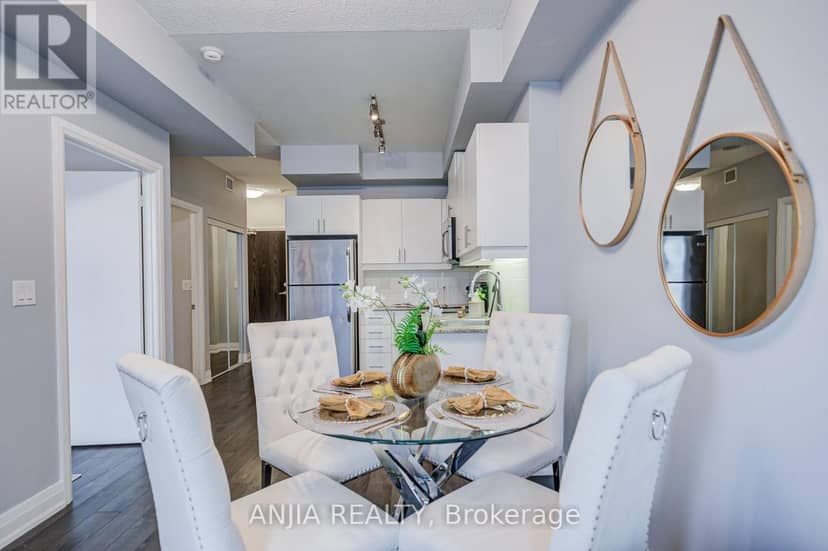 510 - 17 Kenaston Gardens — photo 8 of 40