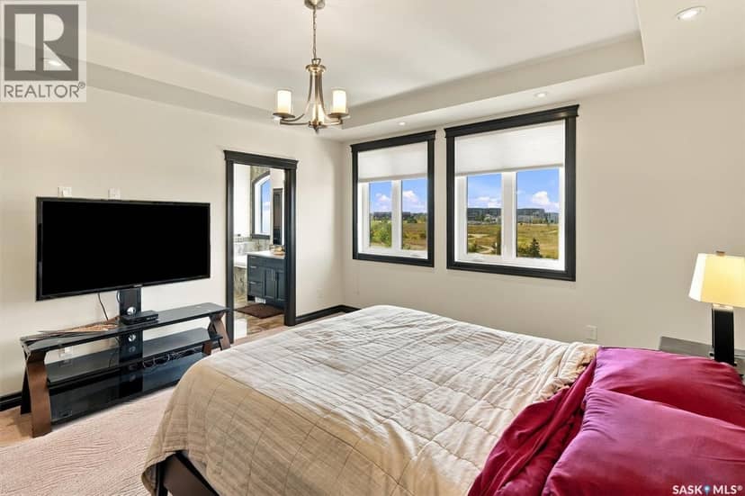 323 Hastings LANE — photo 33 of 40