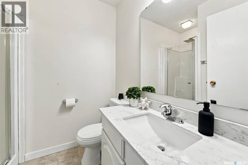 139 Neusch CRESCENT — photo 27 of 40