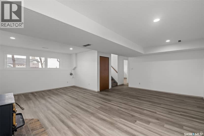 3367 15th Avenue E — photo 17 of 34