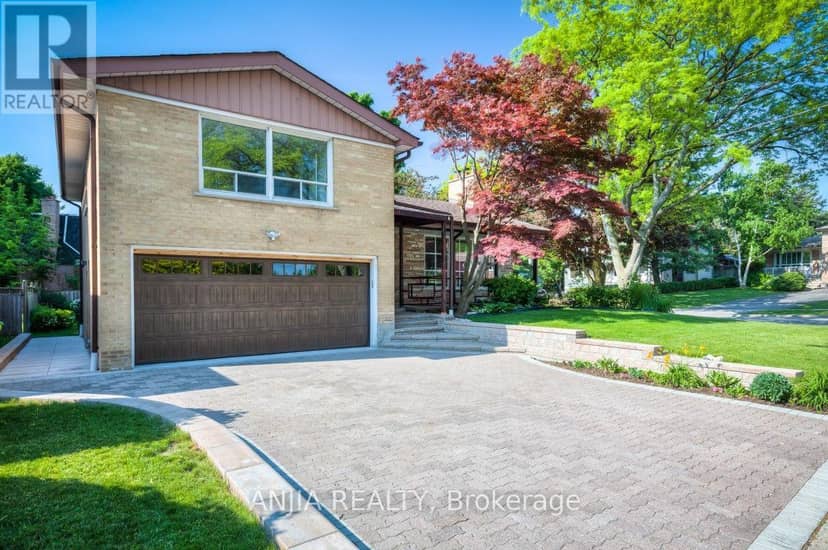 -17 Ealing Drive — photo 2 of 37