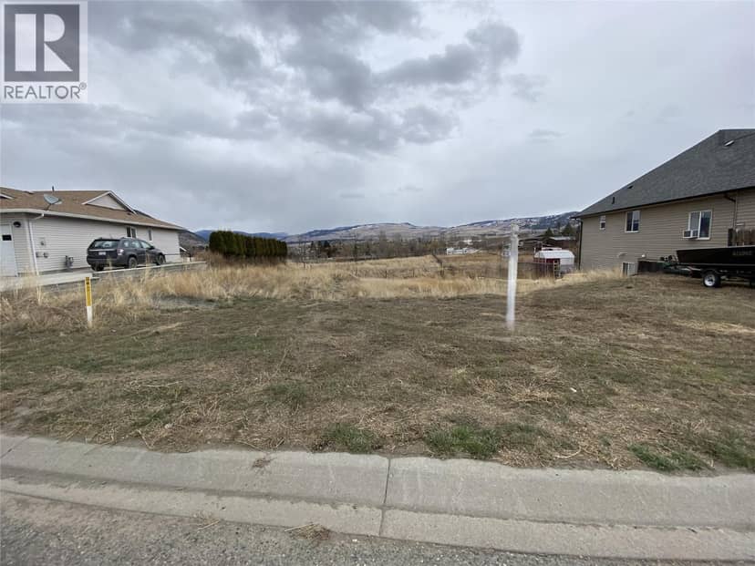 1638 Fir Avenue, Merritt, photo 3