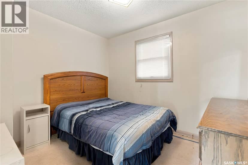 114 Colborne AVENUE — photo 14 of 32