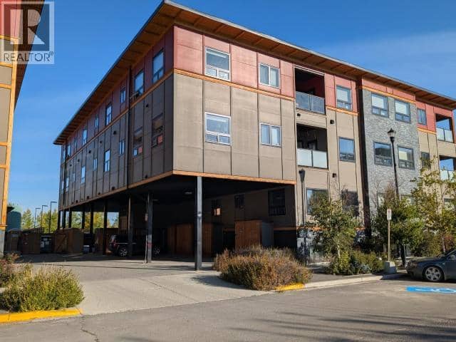 305-602 Main Street, Whitehorse, photo 2
