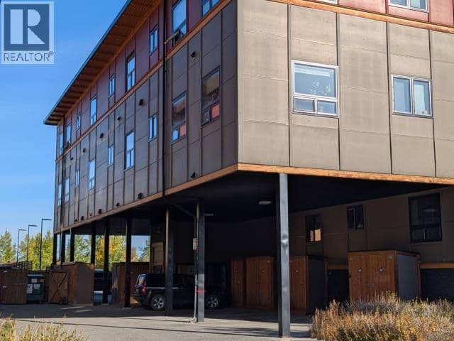 305-602 Main Street, Whitehorse, photo 3