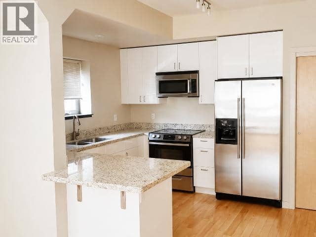 305-602 Main Street, Whitehorse, photo 7