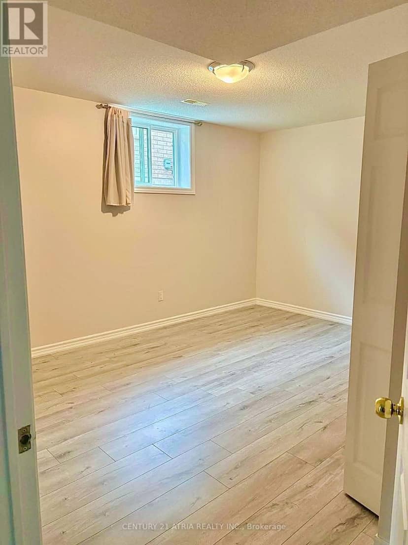 1688 Keppler Crescent — photo 29 of 30