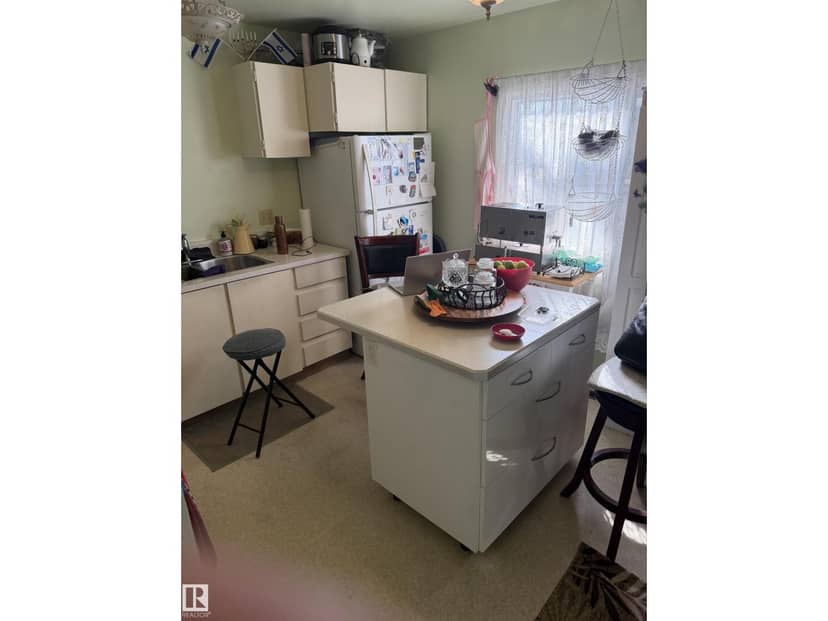 2008 53 ST NW NW, Edmonton, photo 2