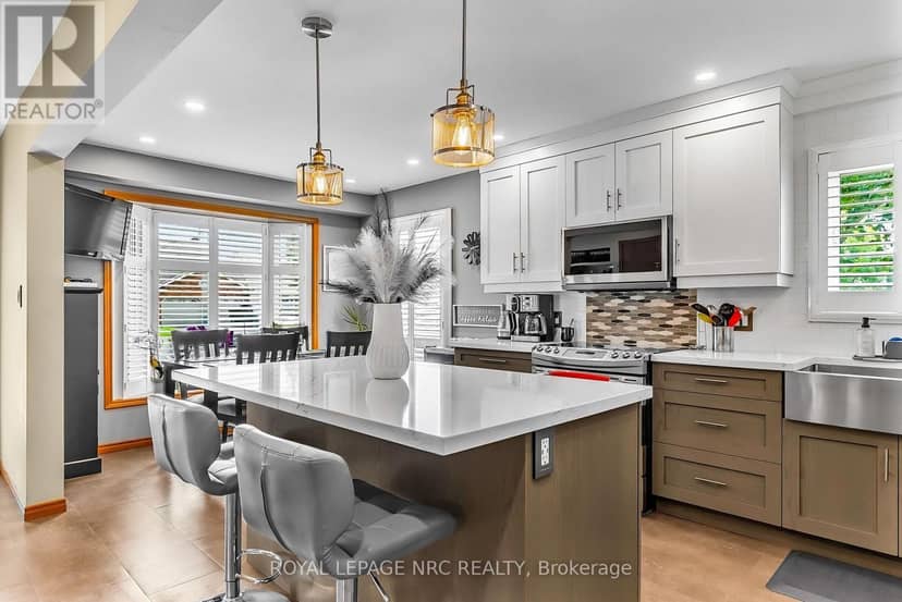 77 St. Augustine Drive — photo 3 of 23