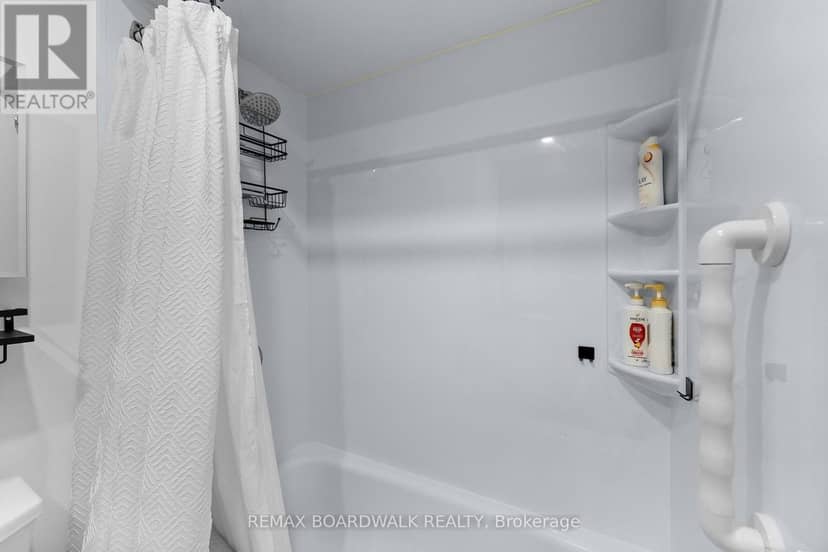 308 - 218 Viewmount Drive — photo 17 of 19