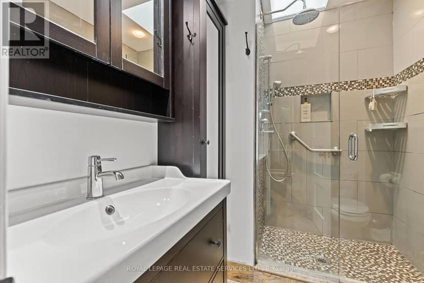 5 - 2303 Marine Drive — photo 29 of 40