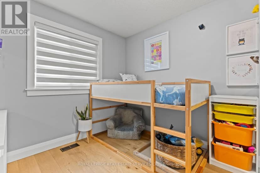 5 - 2303 Marine Drive — photo 32 of 40