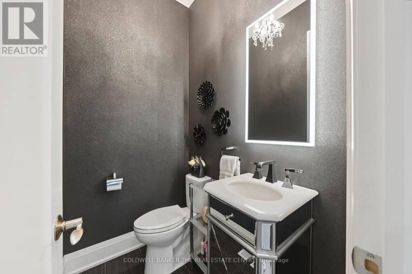 43 Wellington Street — photo 13 of 29