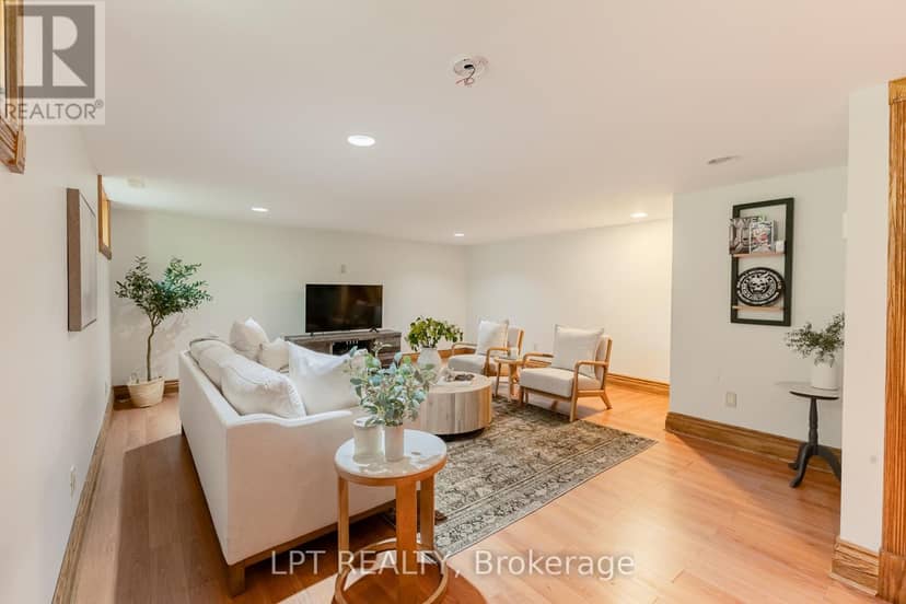 283 Hastings Street — photo 28 of 39