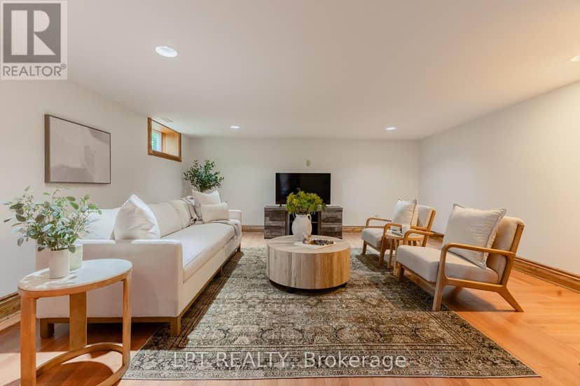 283 Hastings Street — photo 29 of 39