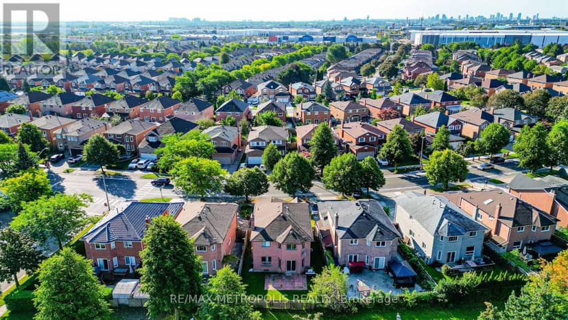 214 Elson Street, Markham, photo 8
