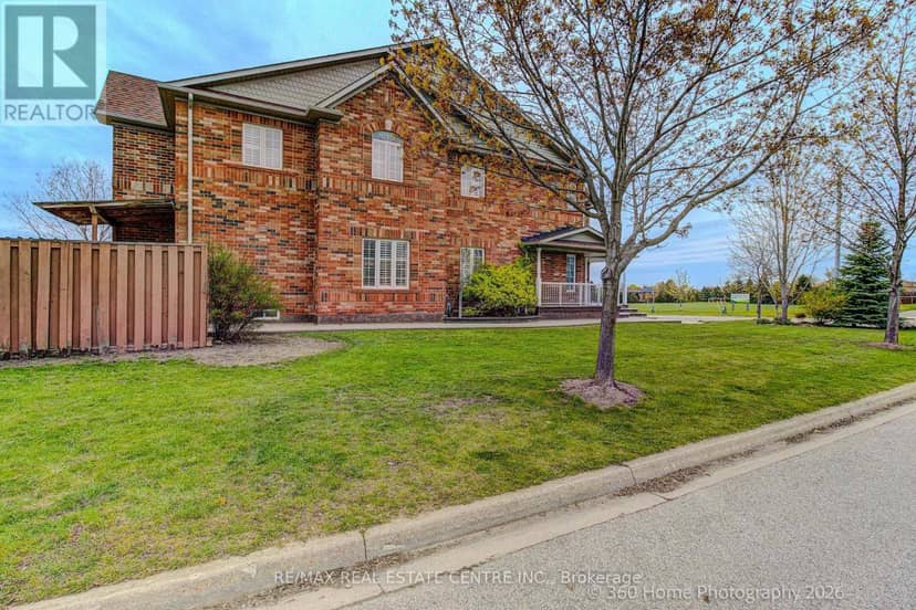 806 White Clover Way — photo 32 of 40