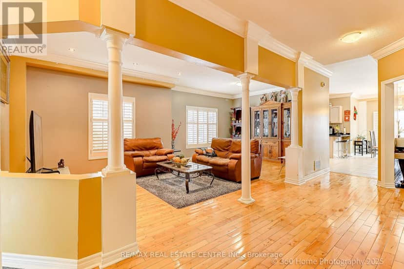806 White Clover Way — photo 6 of 40