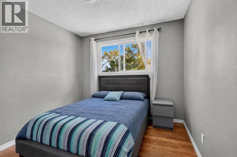 4843 7 Avenue SE — photo 11 of 27