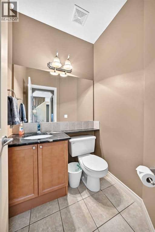 246 Crystal Green Point — photo 14 of 36