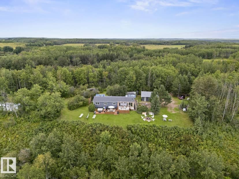 623/624 11102 Twp Road 600 — photo 36 of 39
