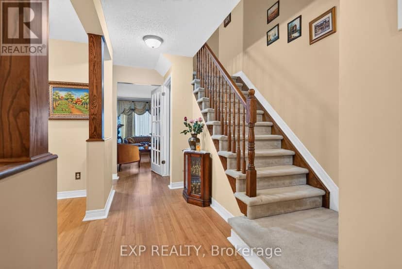 185 Hunterswood Crescent, Ottawa, photo 6