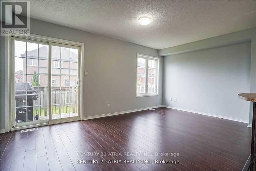 1424 Rennie Street — photo 5 of 5