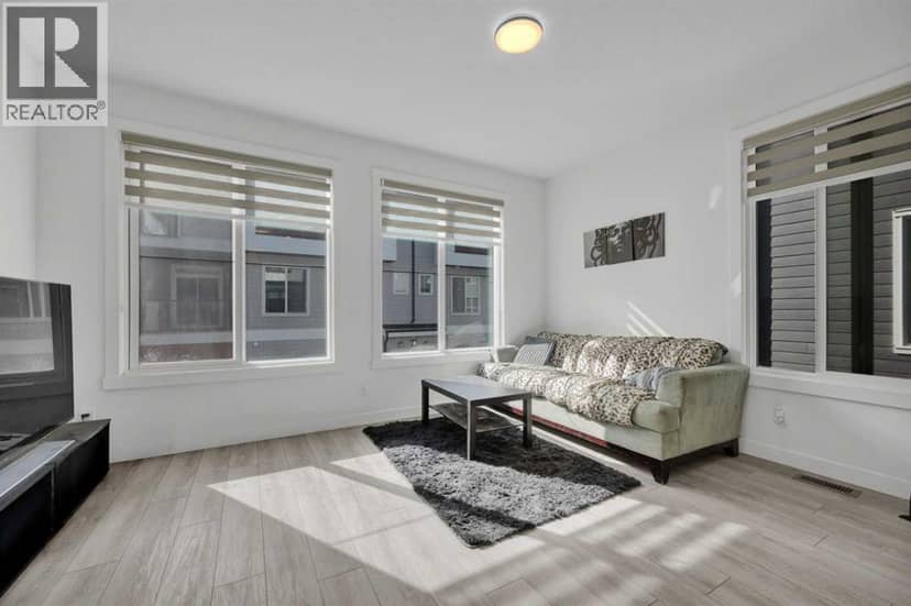 152, 380 Seton Villas SE, Calgary, photo 4