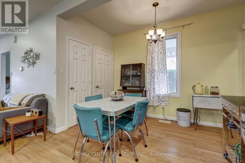 169 Wellington Street — photo 27 of 40