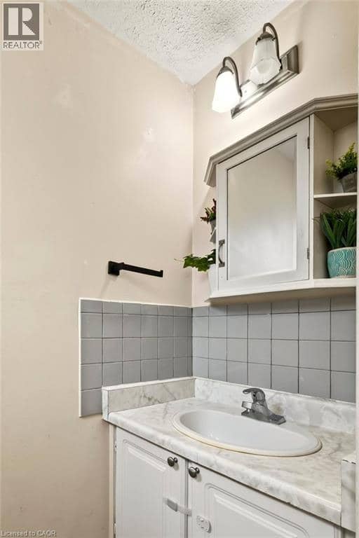 120 QUIGLEY Road Unit# 14 — photo 17 of 33