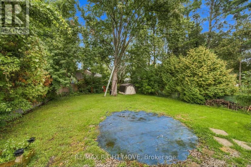 3425 Coronation Avenue — photo 32 of 38