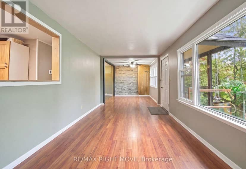 3425 Coronation Avenue — photo 9 of 38