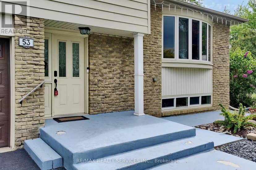 53 Geneva Crescent — photo 4 of 40