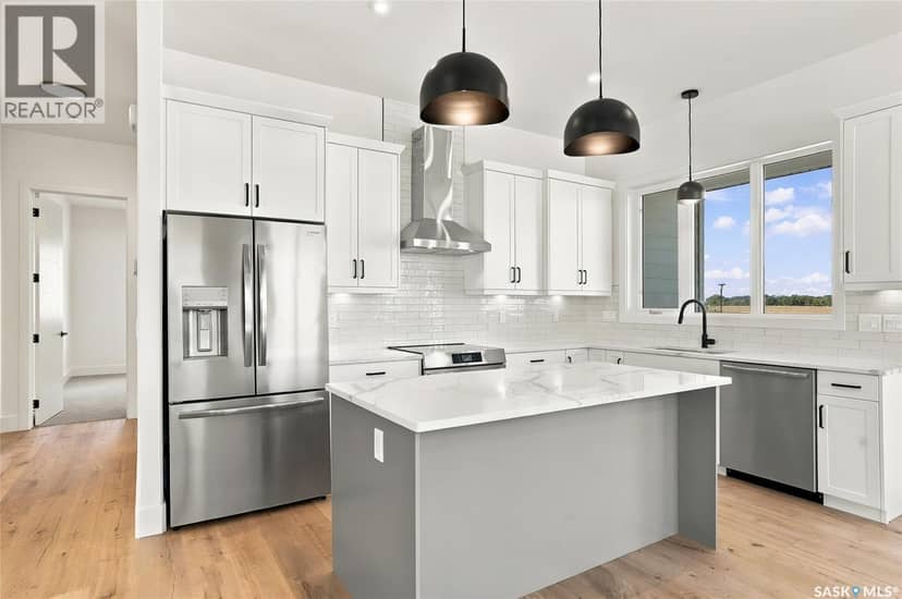 430 Augusta BOULEVARD — photo 11 of 40