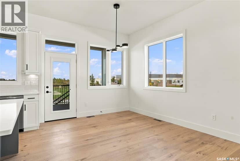430 Augusta BOULEVARD — photo 18 of 40