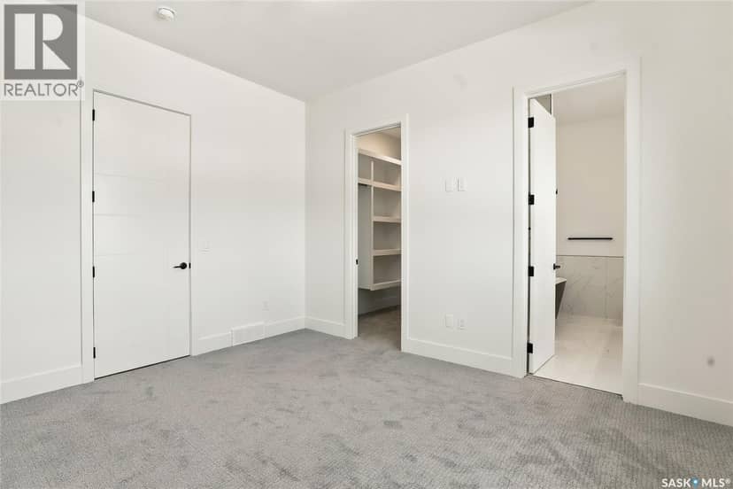 430 Augusta BOULEVARD — photo 31 of 40