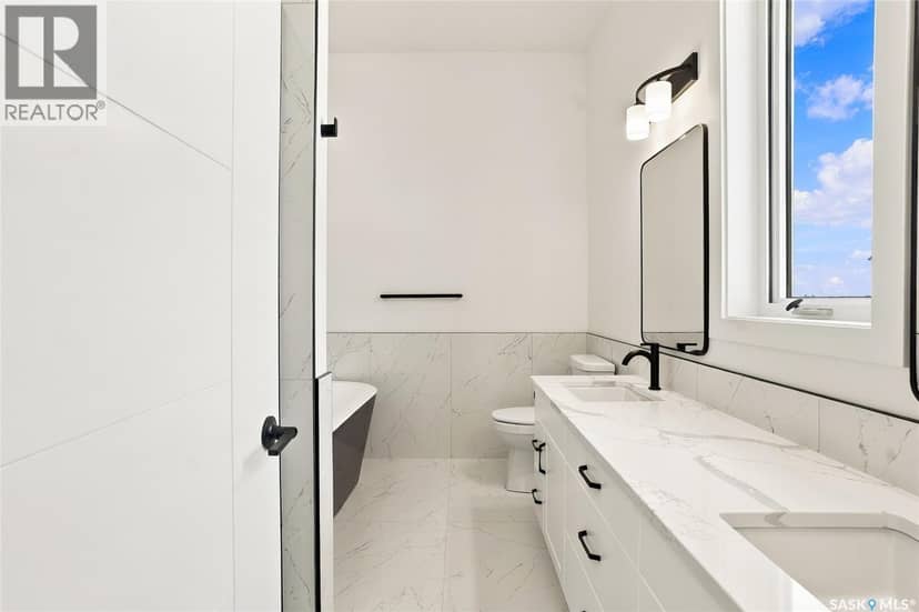 430 Augusta BOULEVARD — photo 37 of 40