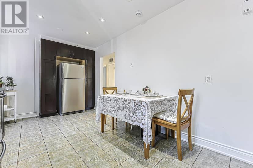 246 Ellington Drive — photo 11 of 40